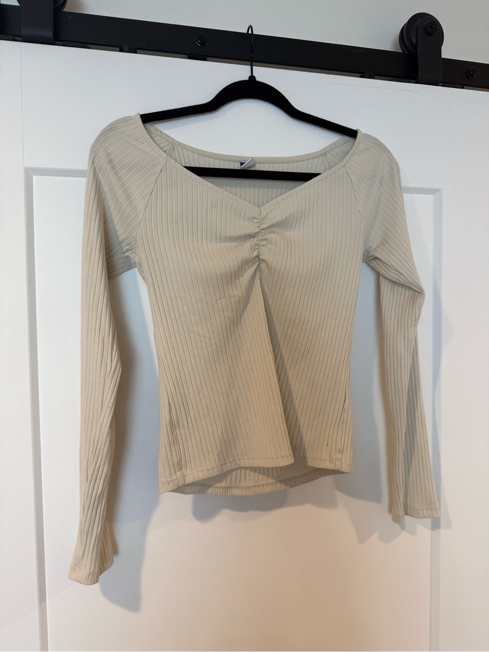 Old Navy Beige Ribbed Long Sleeve V-Neck Top